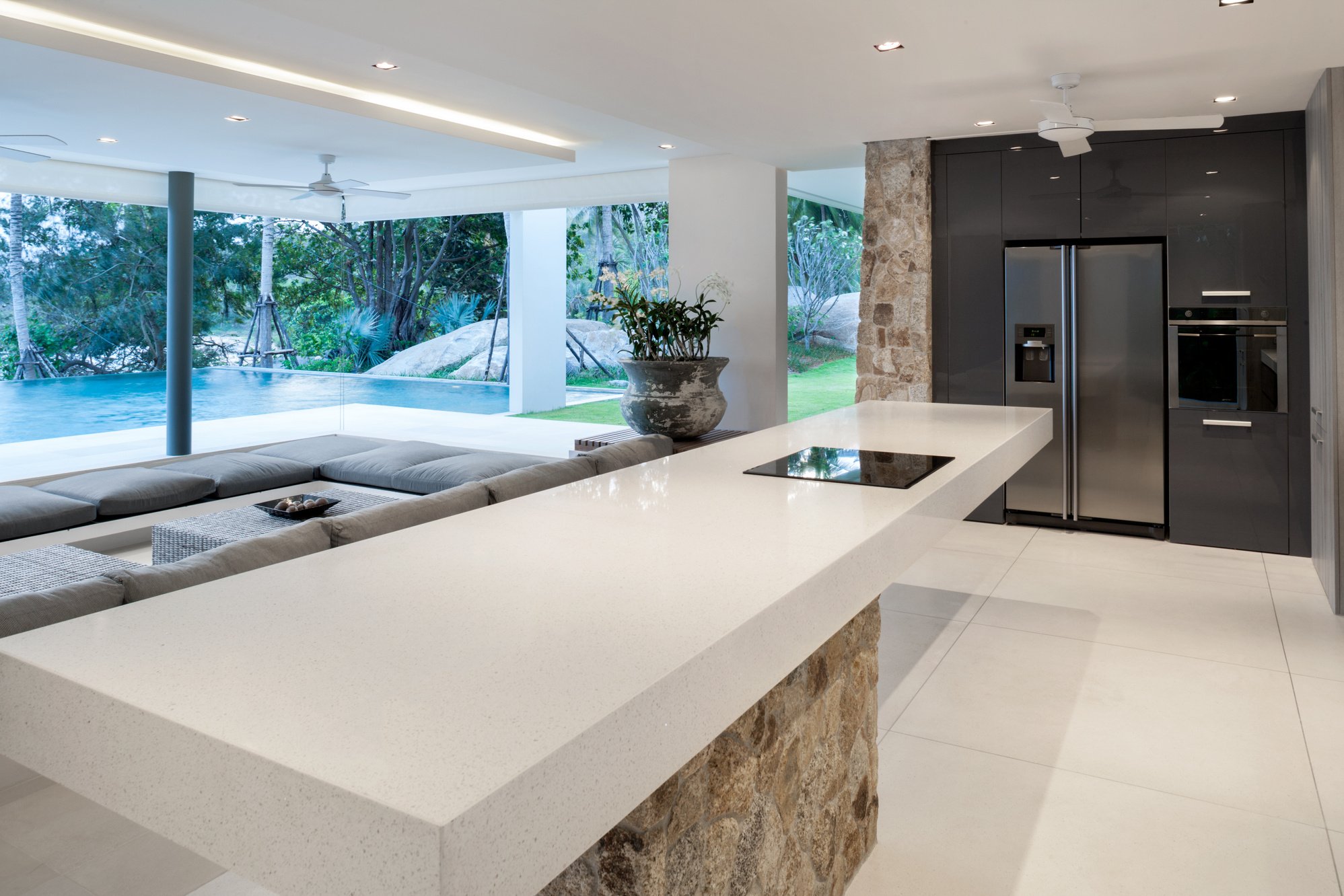 Modern Home Kitchen